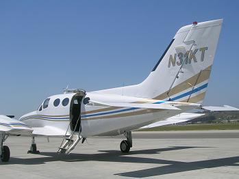 Cessna 421 aft